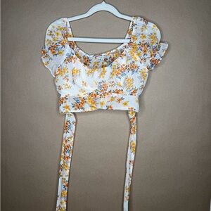 Love Tree Floral Print Puff Sleeve Crop Top